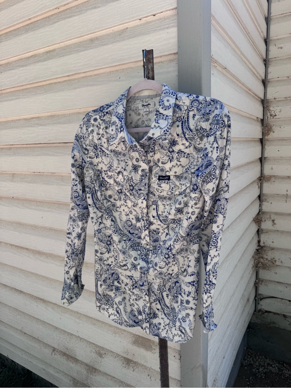 Wrangler button down - Picture 2 of 2